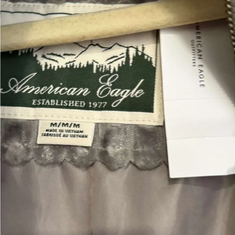 American Eagle Outfitters Gray Teddy Jacket - Picture 4 of 4